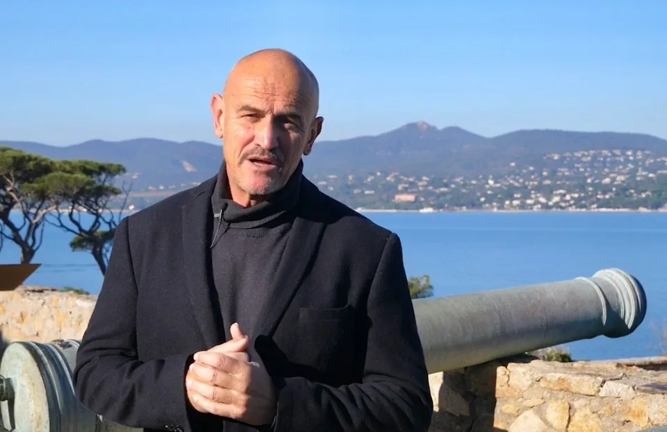 35 ans de carrière de Laurent Petit : presse, télévision et événements (photo 94)